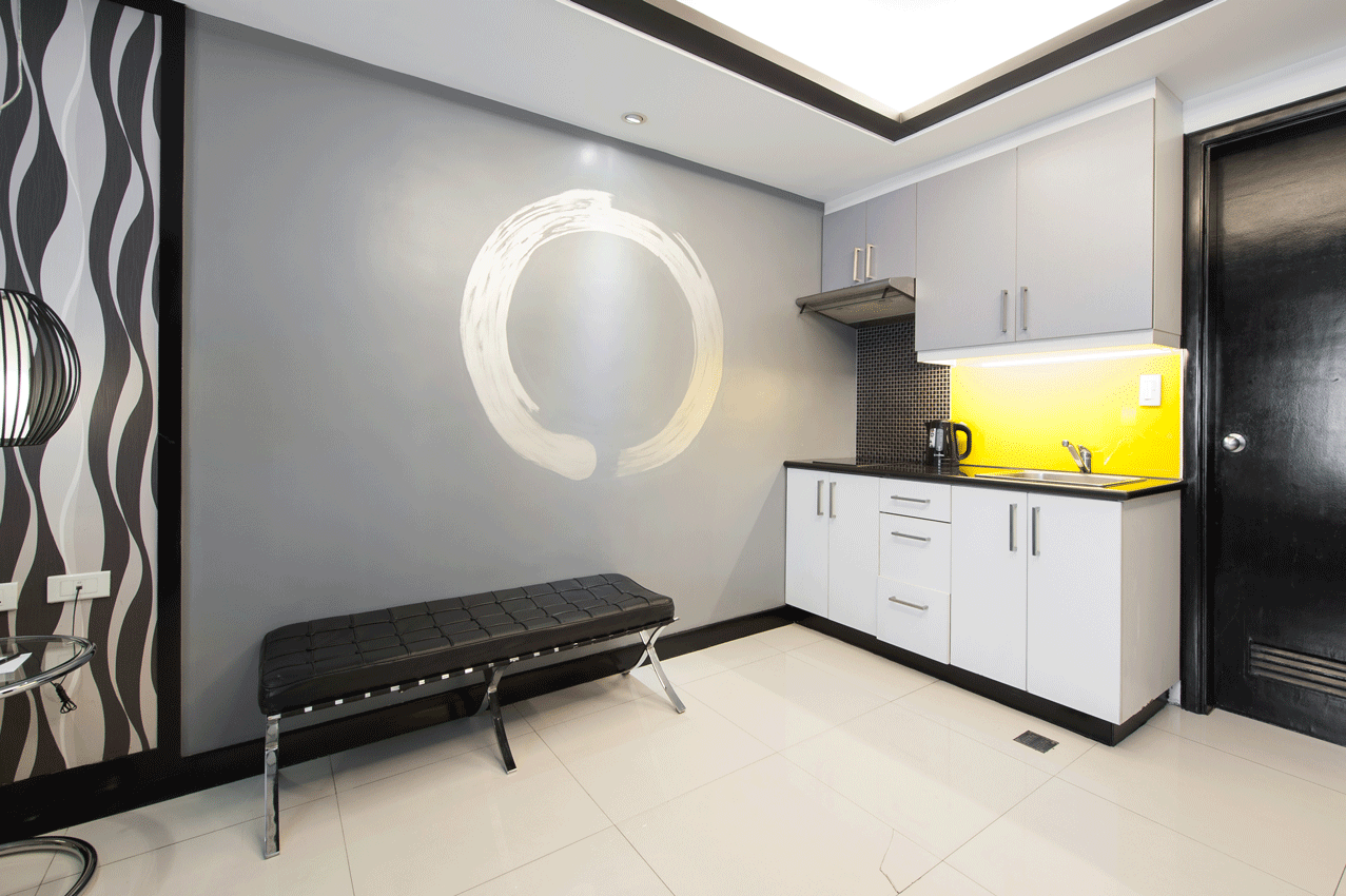 One Bedroom Deluxe with dining area at Y2 Residence Hotel, Makati
