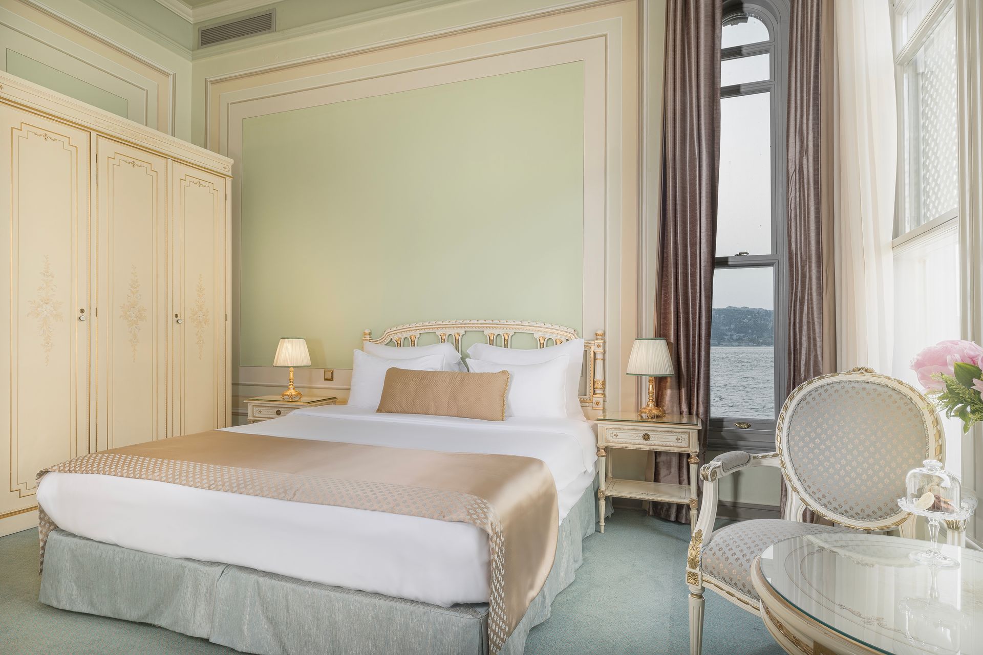 bosphorus palace, king room