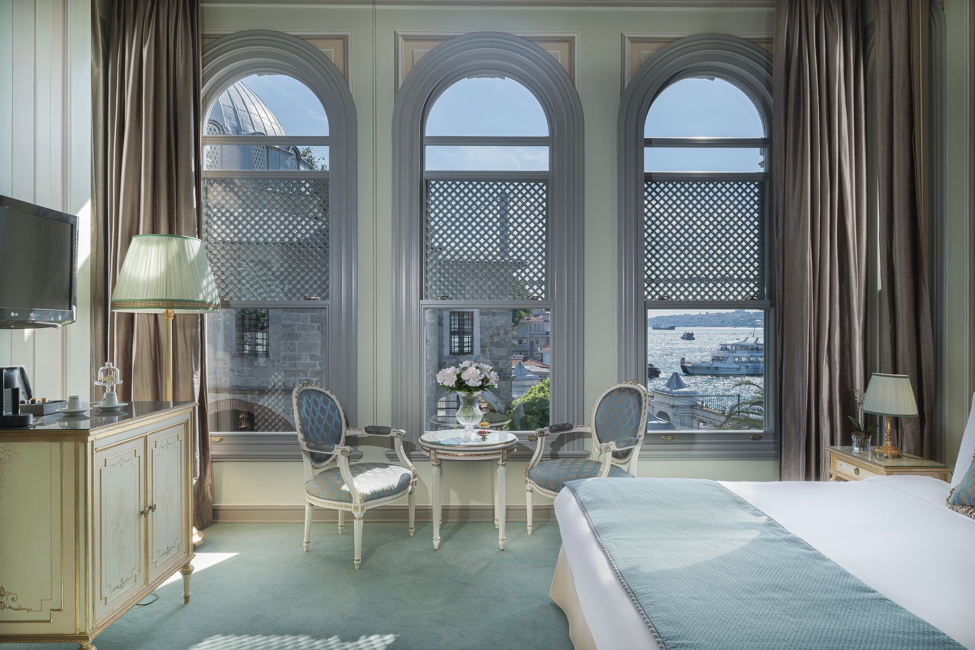 Bosphorus palace, superior room, Bosphorus view