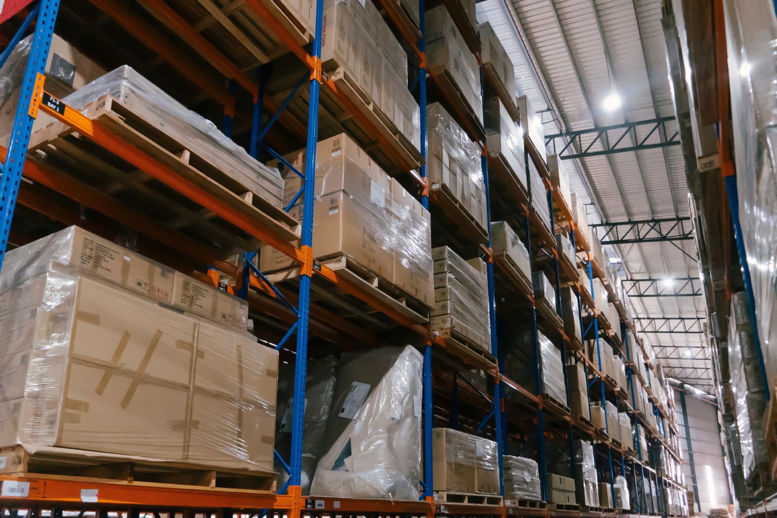 Pallet Racking Types Explained for Quebec Warehouses