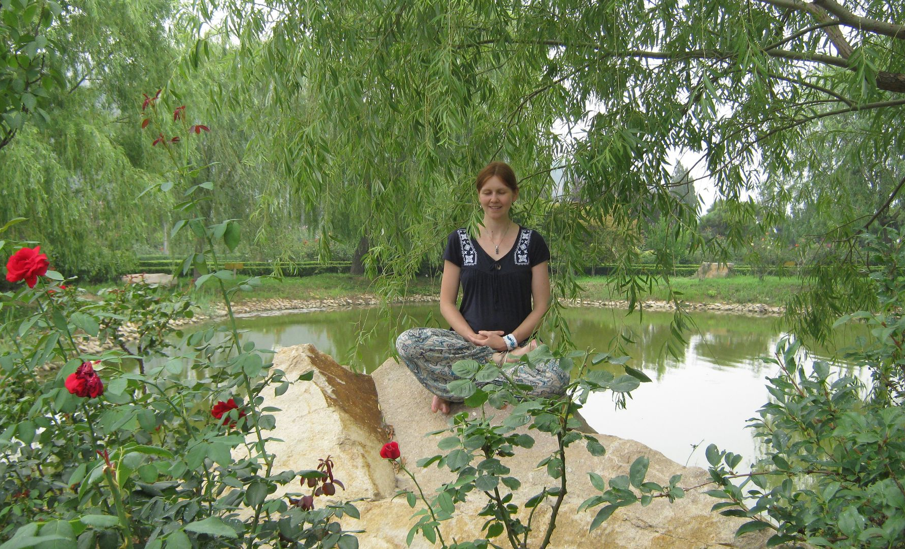 Nataliya Urban übt Qigong in der Schwangerschaft