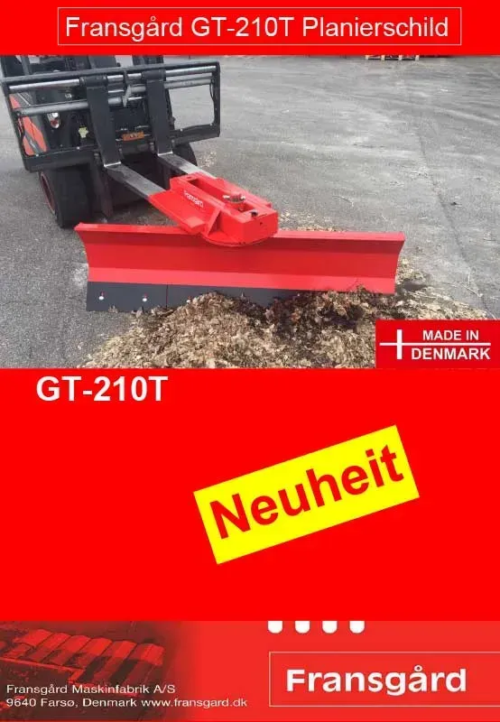 Ein Bild von einem Gabelstapler mit einem daran befestigten Pflug