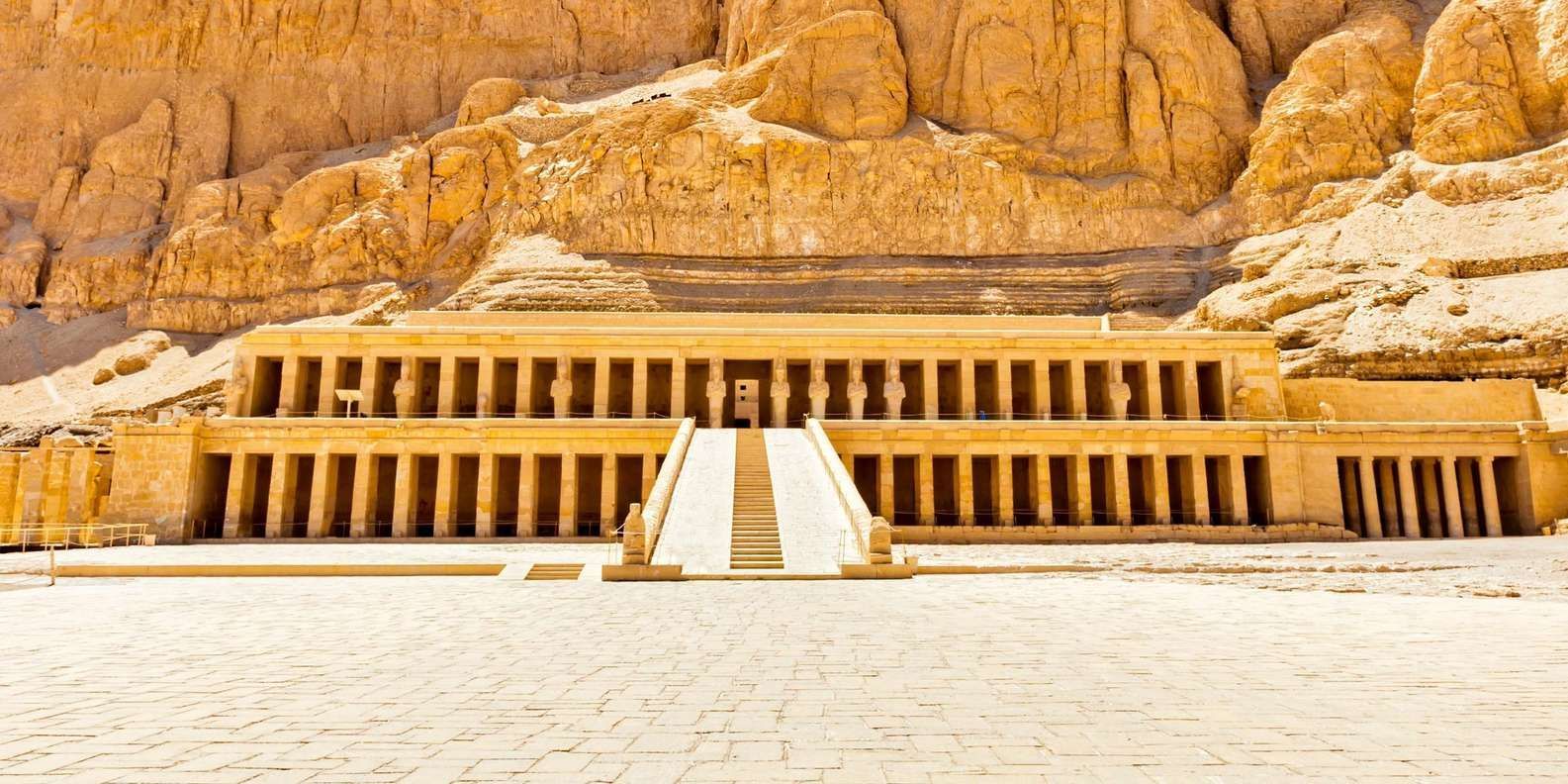 Luxor Valley Of The Queens day Tour By Bus From Hurghada
