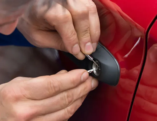 car locksmith near me