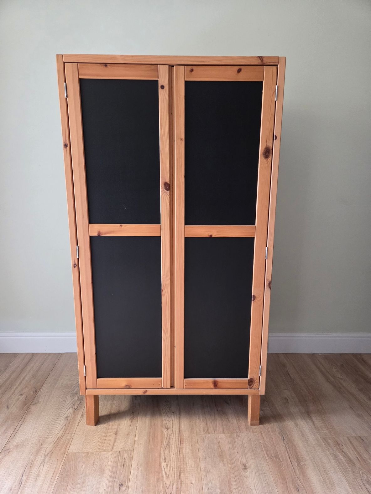 KAST (IKEA) GEBRUIKT