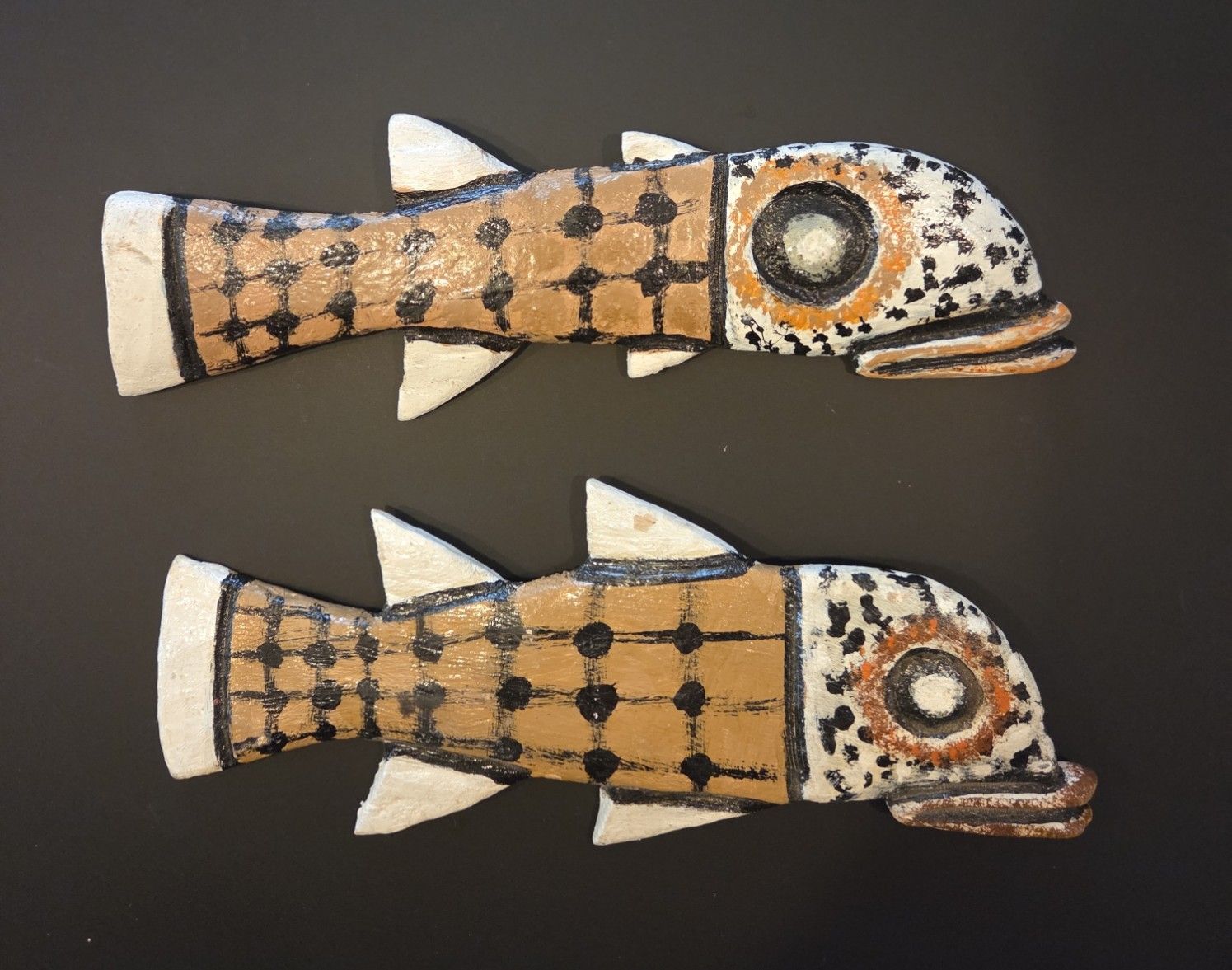 HOUTEN VISSEN - HANDGEMAAKT  -  STREET ART - FAIRTRADE