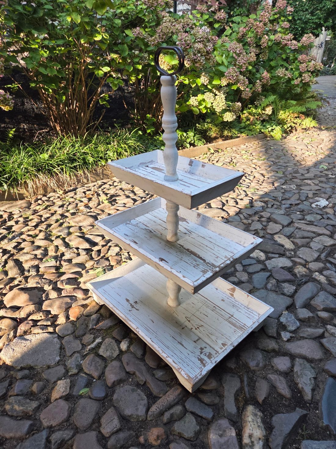 HOUTEN ETAGERE  (GEBRUIKT)