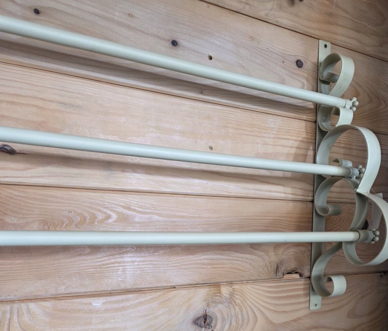 IJZEREN HANDDOEK REK - BROCANTE STIJL - VAN 46,50 NU 24,50
