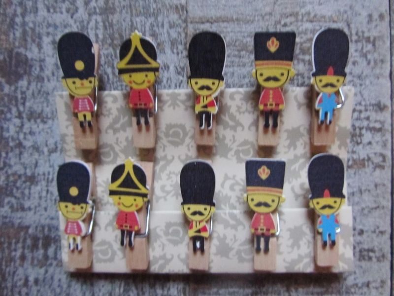 KNIJPERTJES - 10 STUKS  1 EURO (1)