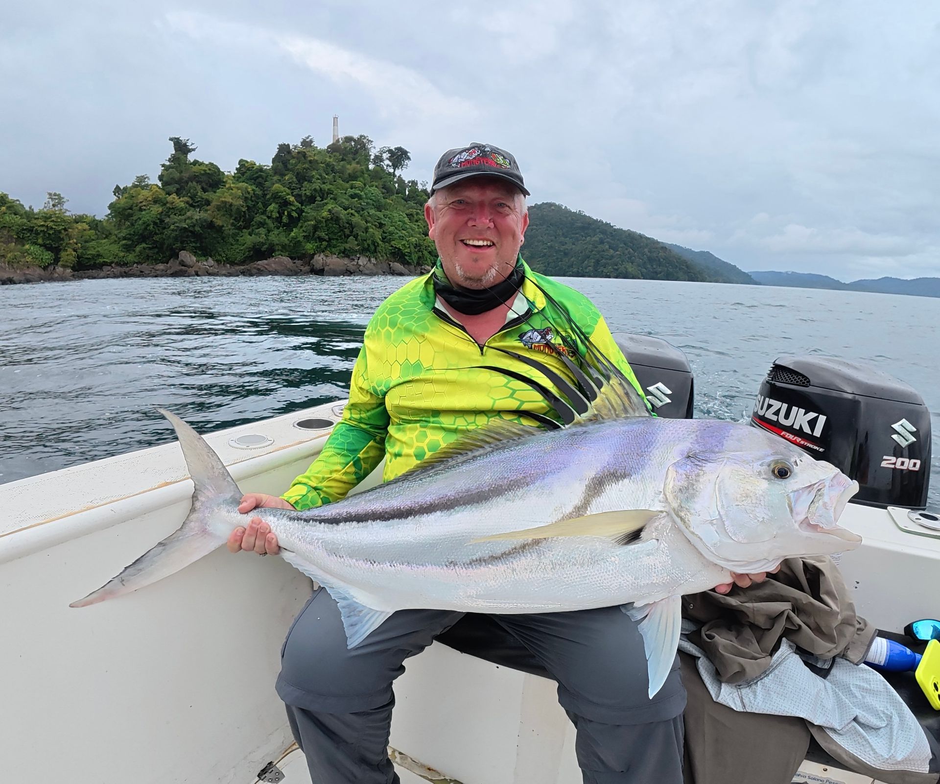 Angler with trophy fish at Darien Lodge Amazon River destination