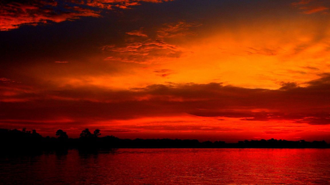 Sunset over Parana Lodges Amazon River fishing destination