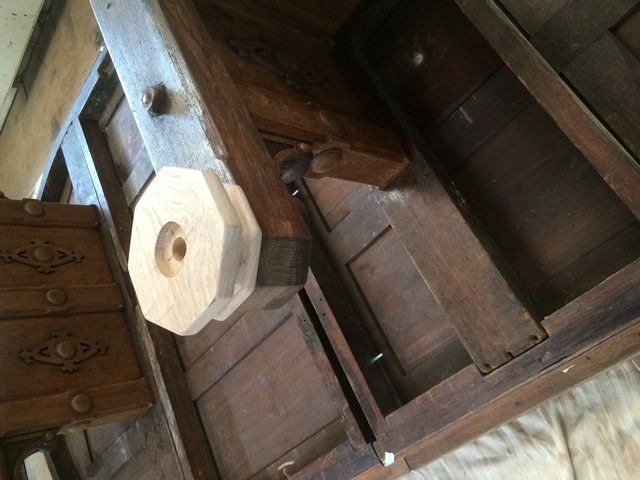 VICTORIAN OAK GOTHIC TABLE 3