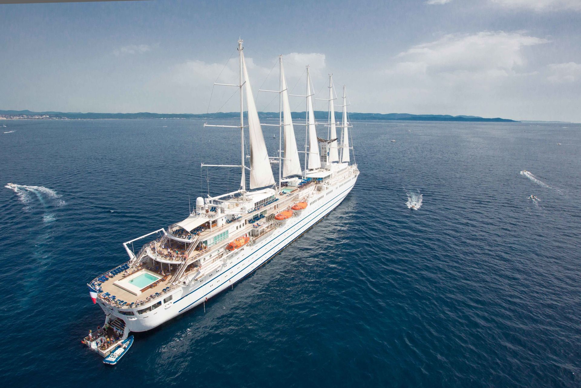 Club Med 2