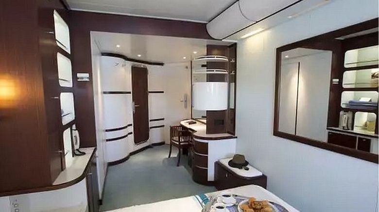 Club Med 2 cabina