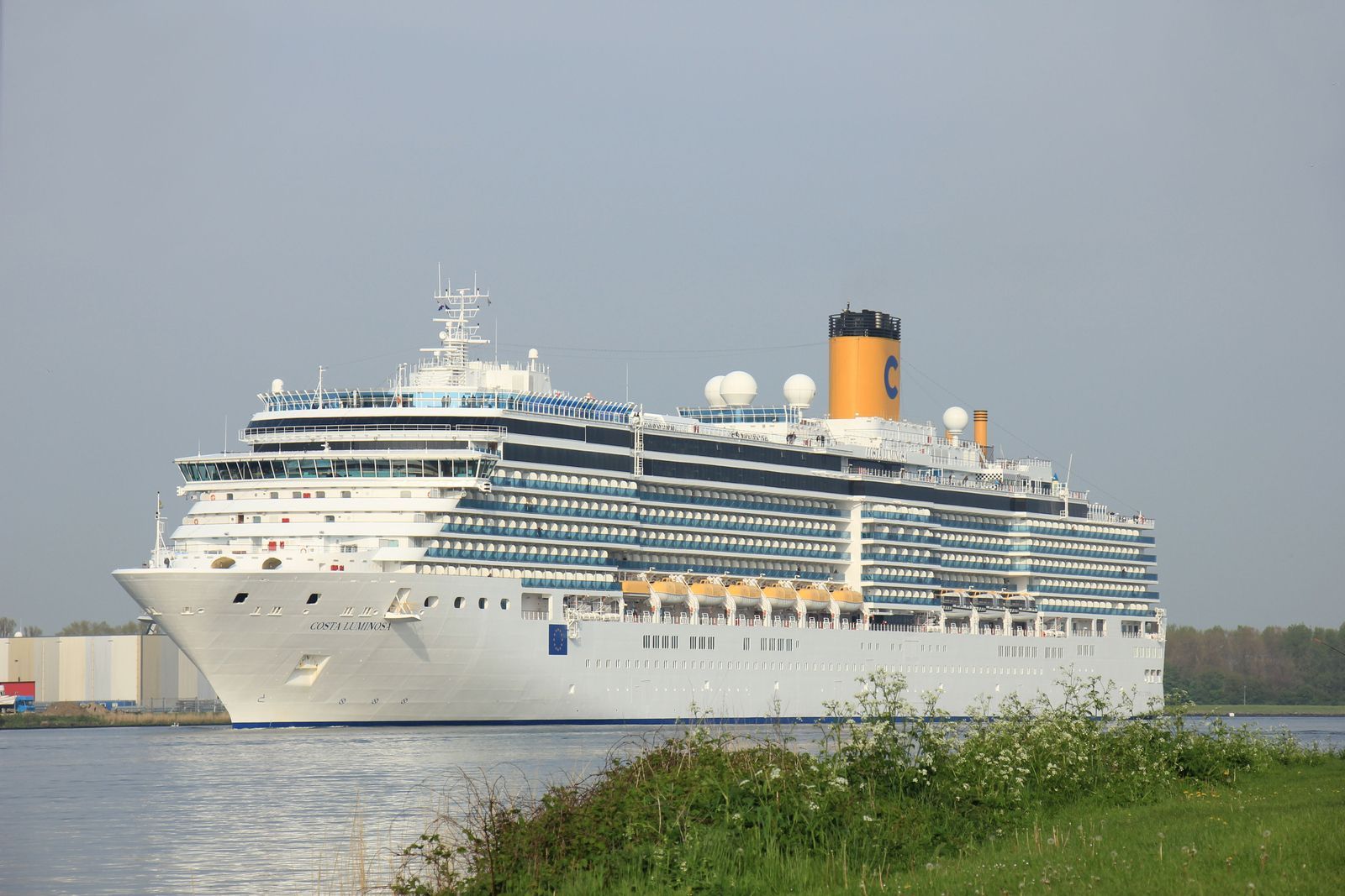 Costa Luminosa
