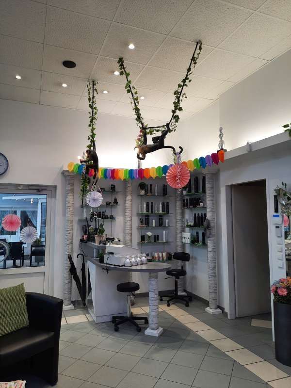 Frisörsalon mit Dekoration