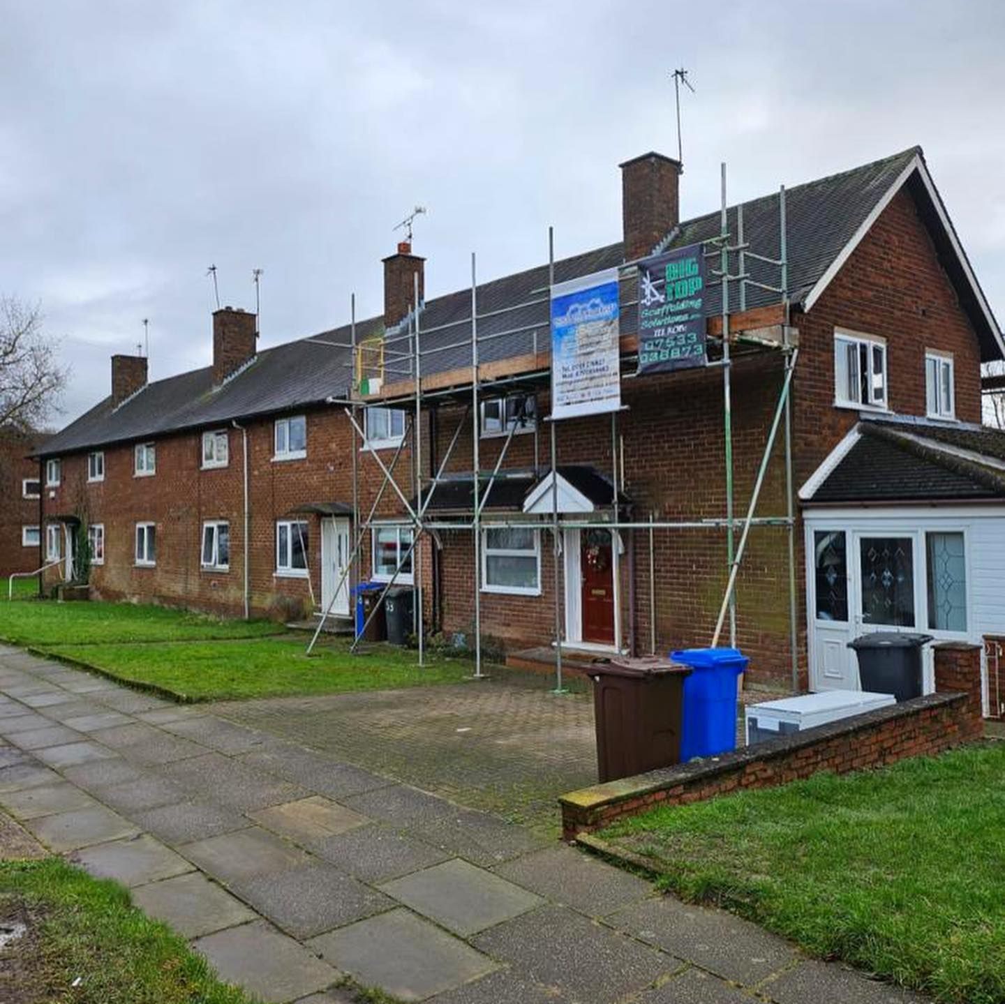 A picture of a roof replacement on a terrace property by Hightop Roofers Birmingham