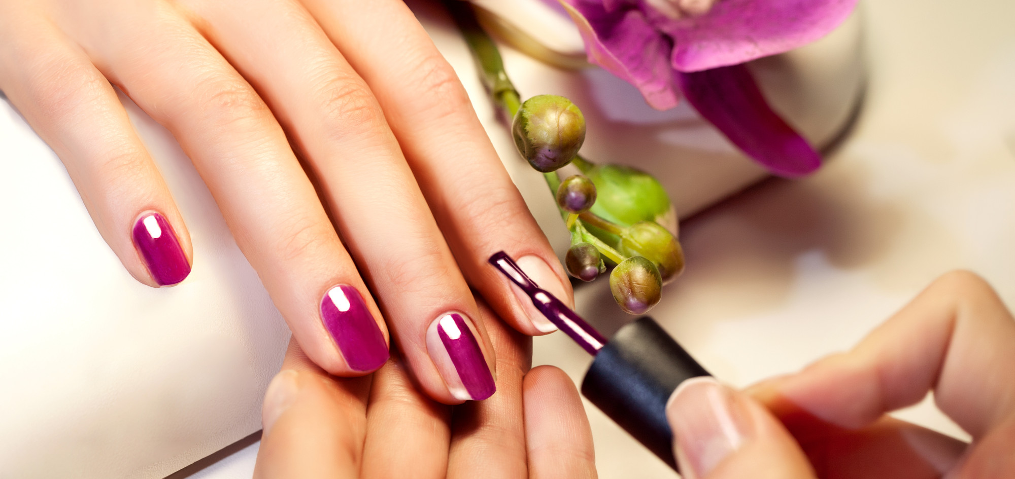 Nail colour
