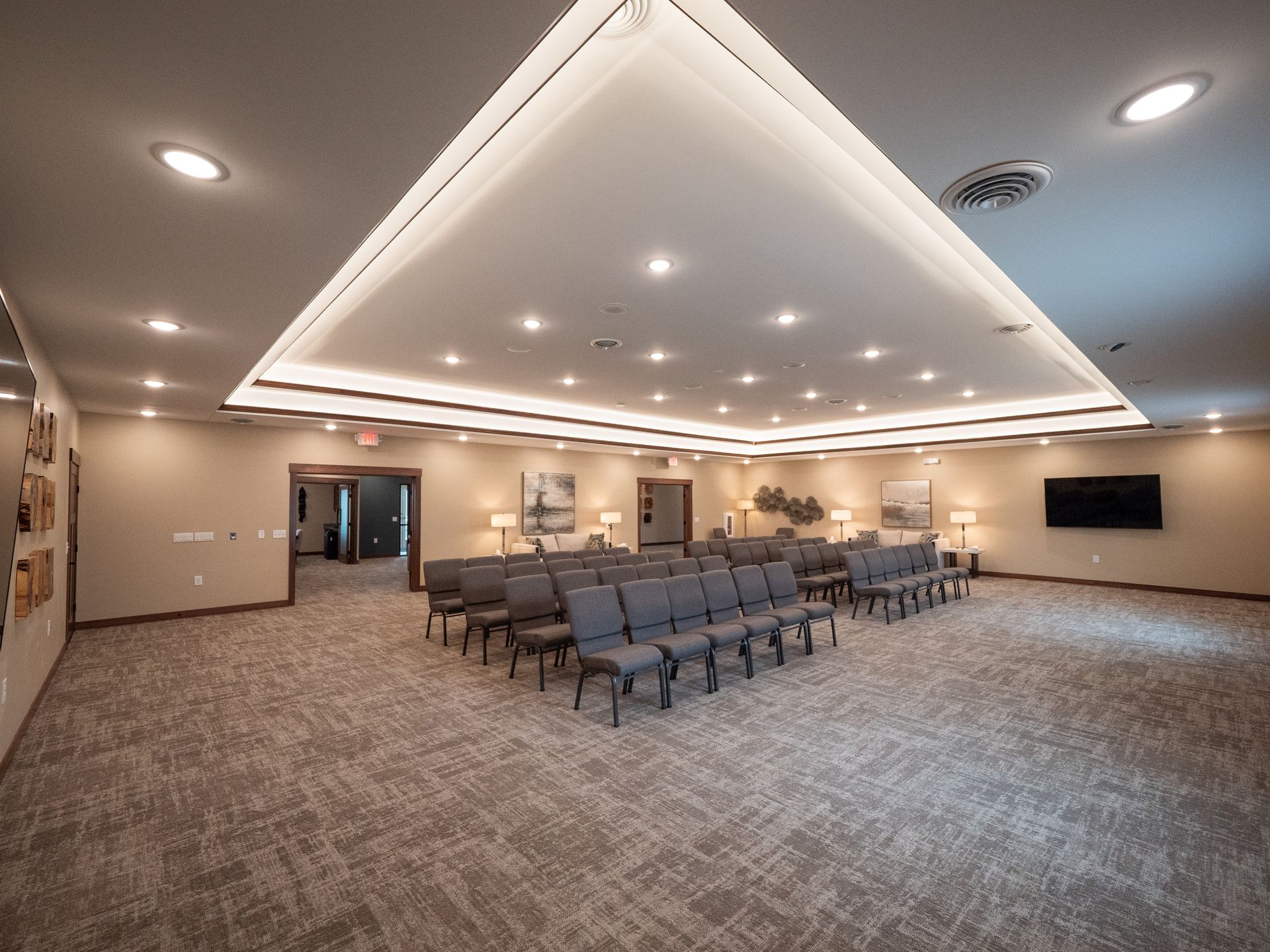 Ellsworth, WI | Mahn Family Funeral Chapel