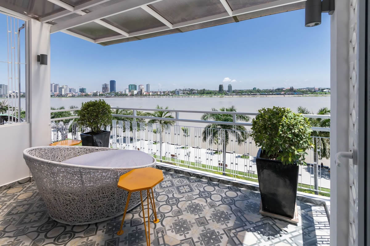TAO_Riverside_Residence_great_riverviews_Penthouse_Suite