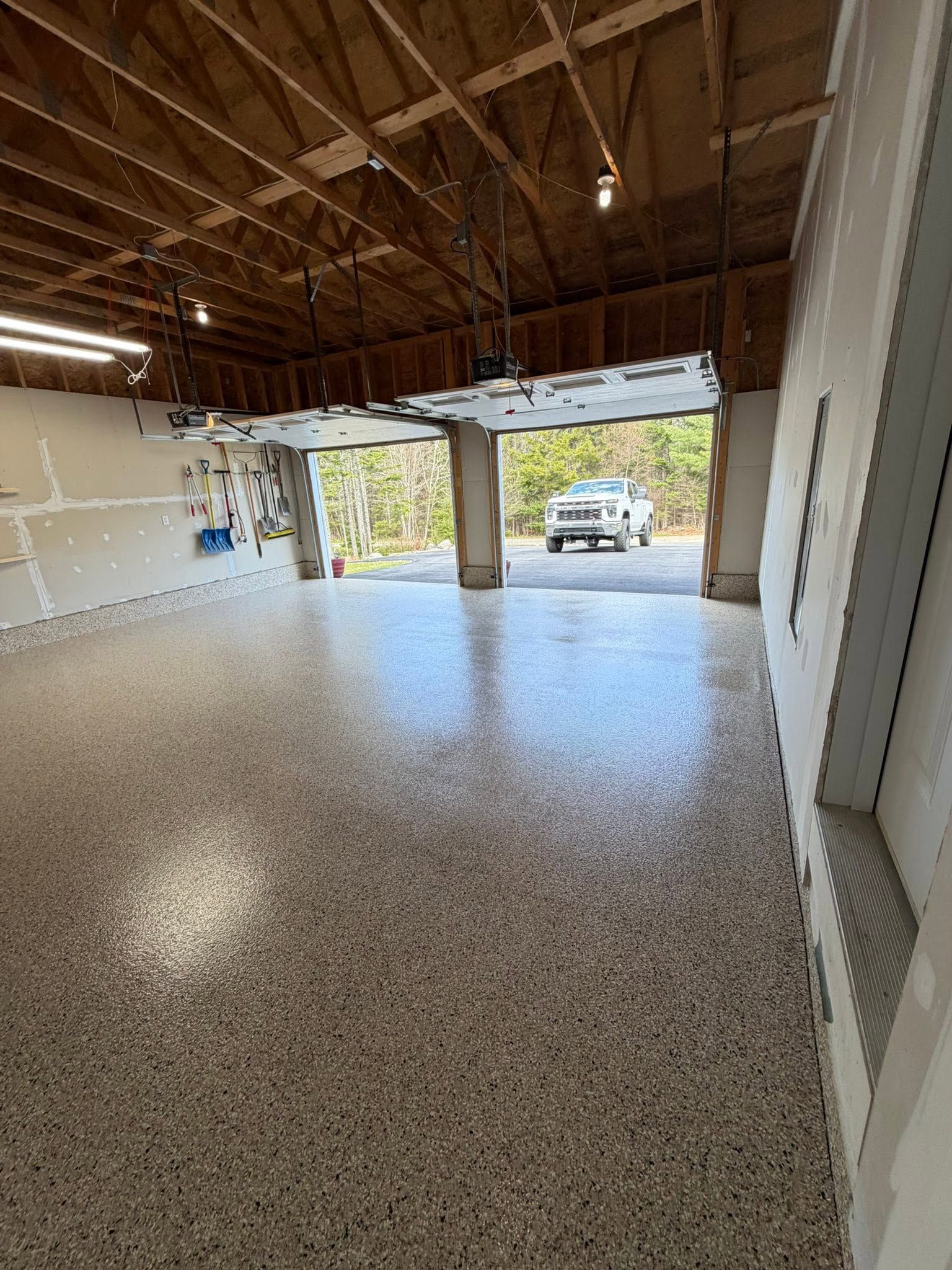 Maine garage epoxy flooring installation