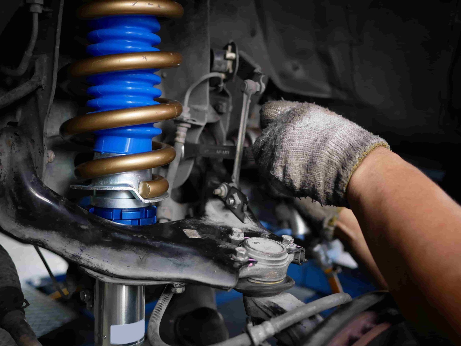 Car Suspension — Berkeley Vale Tyre & Mechanical in Fountaindale, NSW
