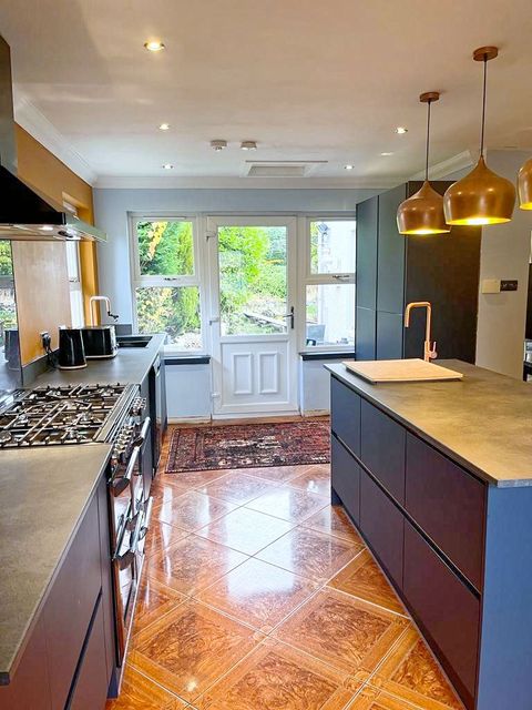 SD-DESGIN designer kitchen installation