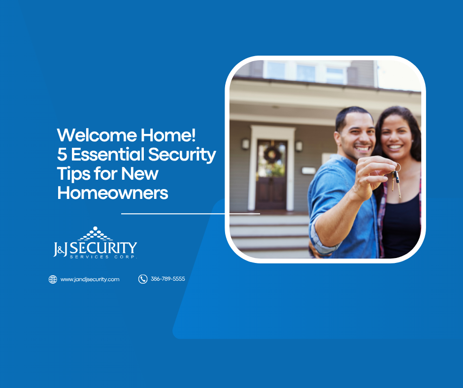 Advertisement: Couple with keys in front of a house, surrounded by text on blue background.