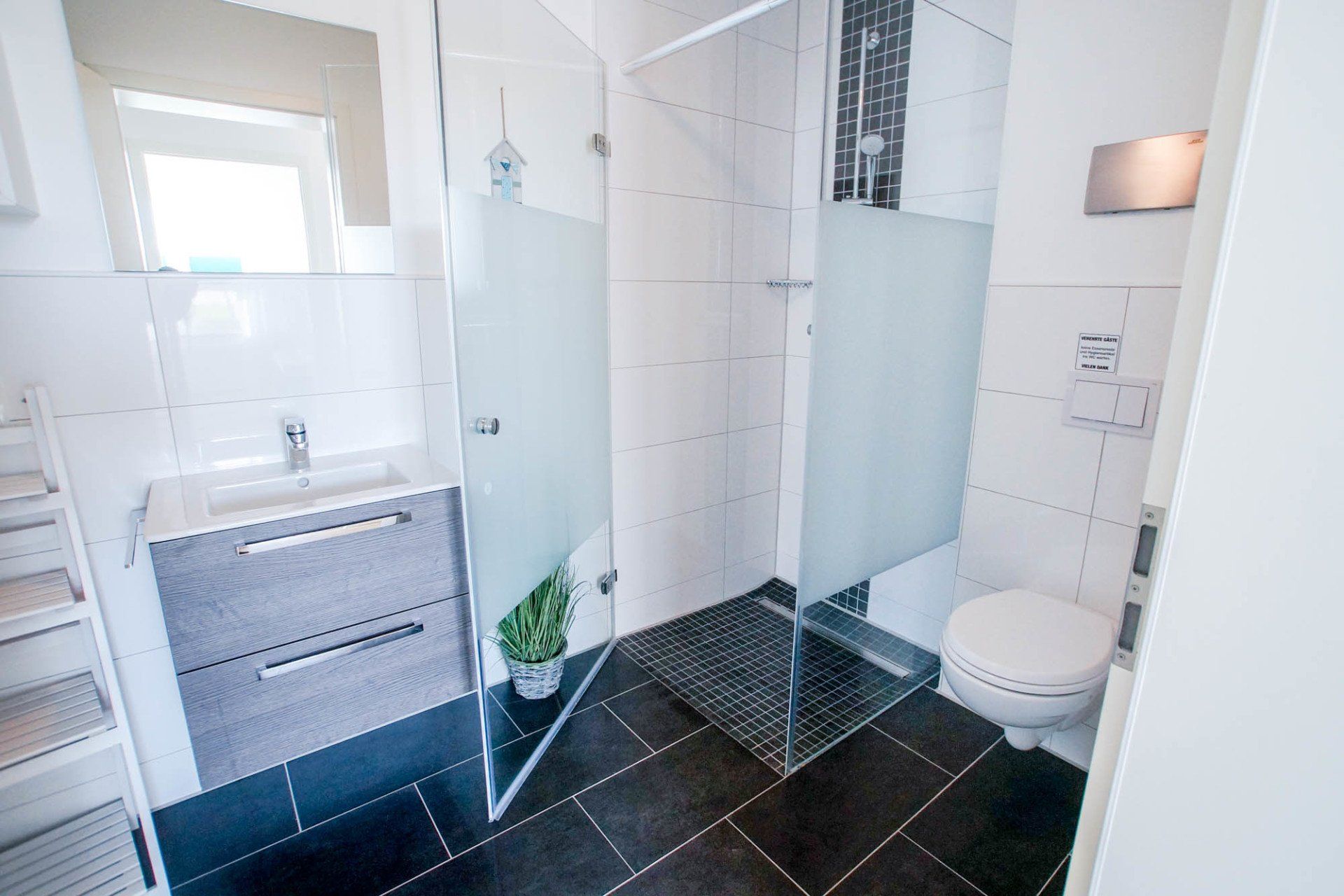 Badezimmer in Ferienwohnung 4.