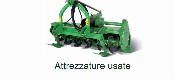 Motocoltivatore agricolo verde con la scritta