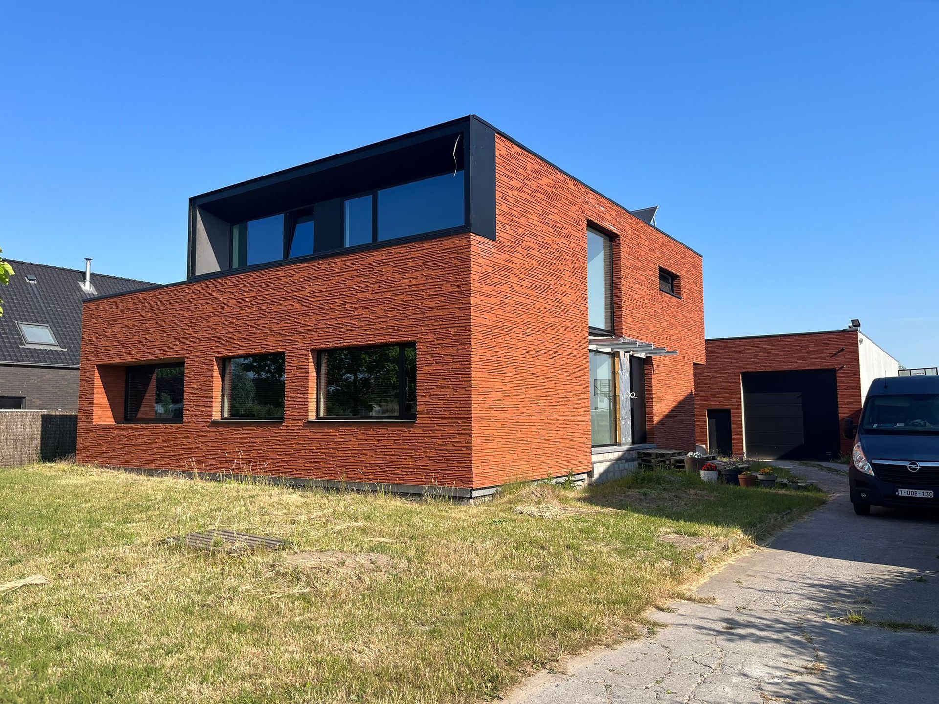 renovatie zarren cdfbouw Chris Deforce renovatie zarren dunbedmortel modern woningbouw cdfbouw bouwwerken metser