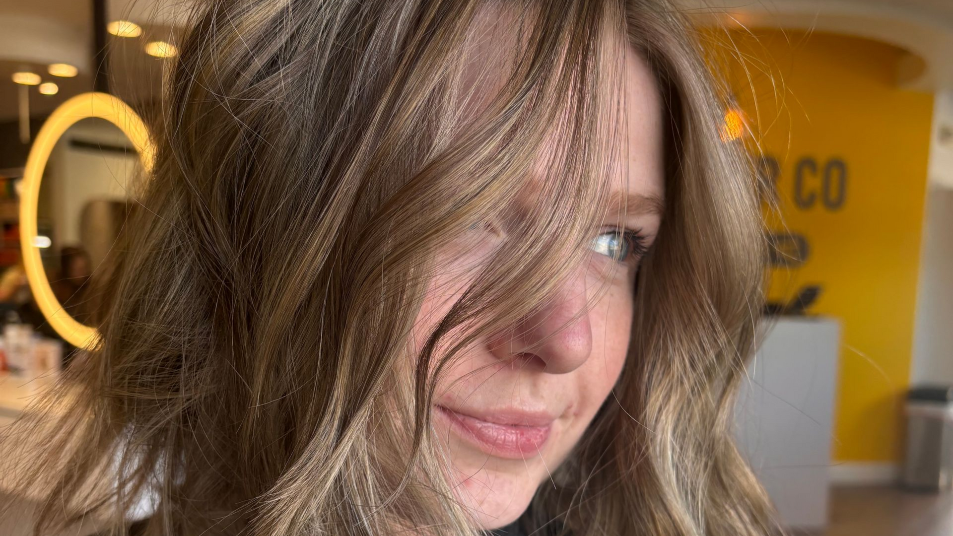Blonde service client from Hello Hair Co.