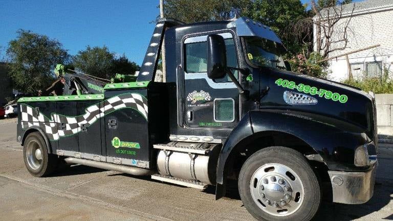 black tow trucks
