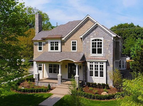1127 Lakeside