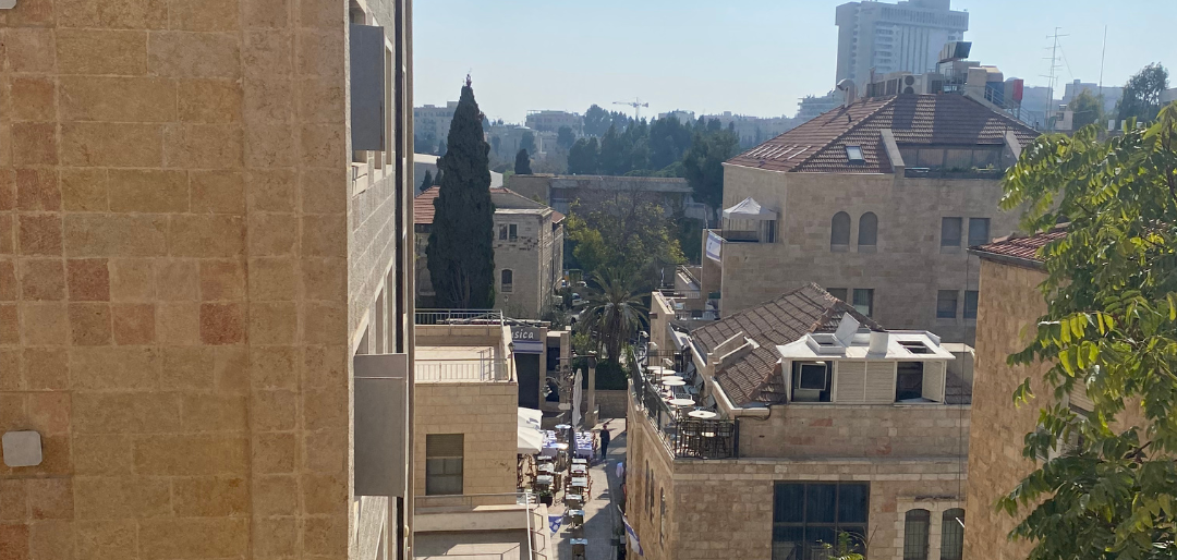 נוף אורבני דירת 3.5 חד ענקית במרכז העיר רחוב שמאי ירושלים דירות יד 2 למכירה ירושלים