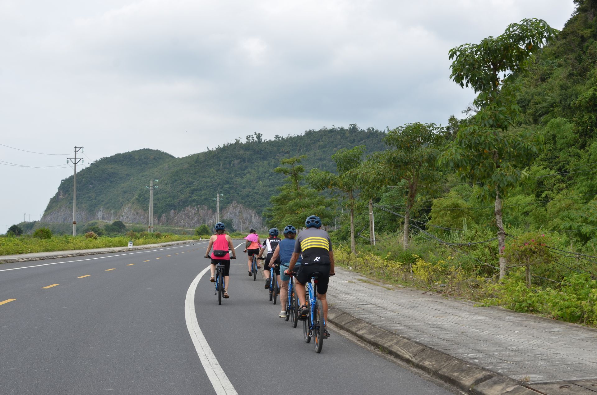 Vélo à Cat Ba
