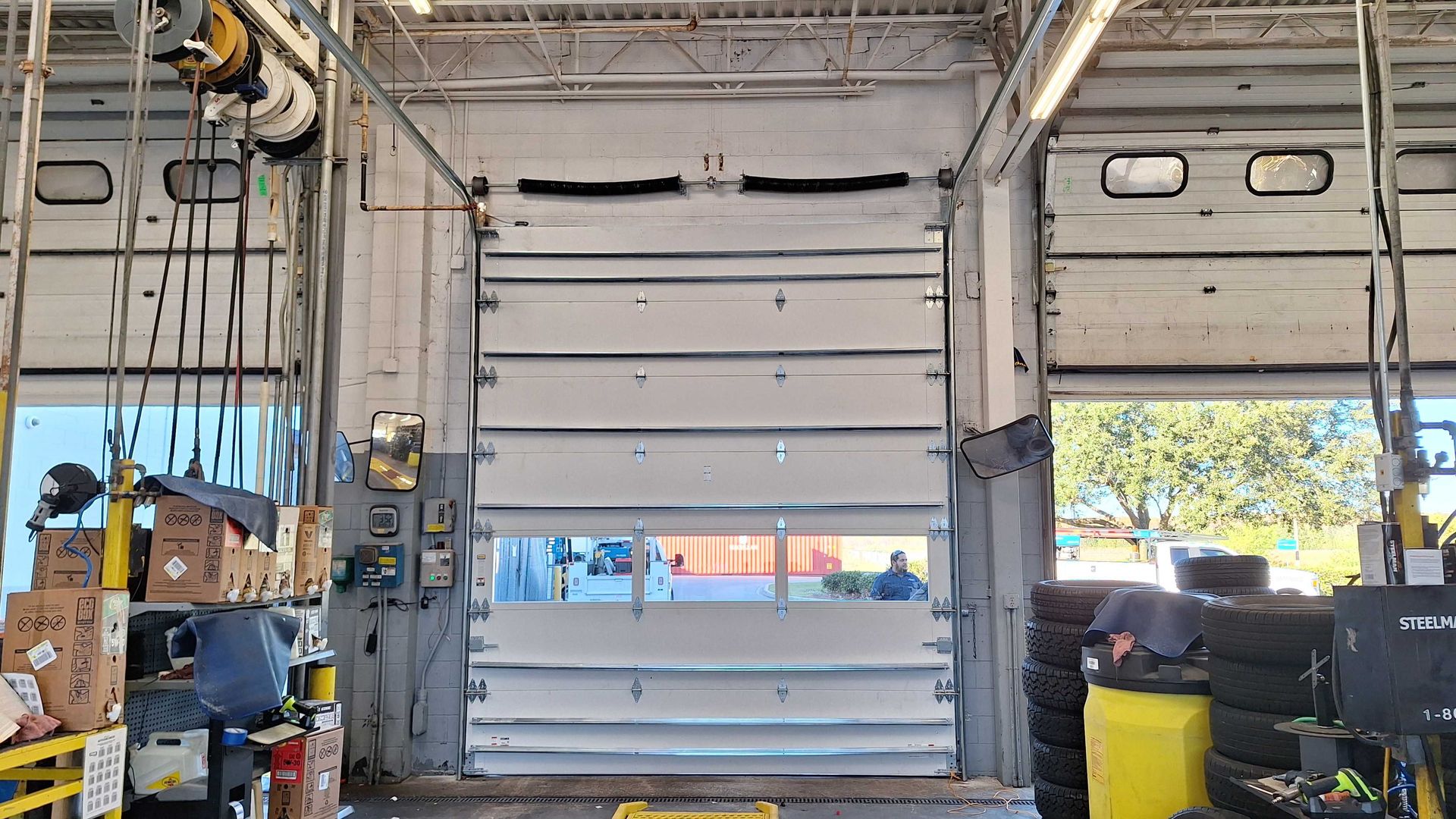 Commercial Door repair in Kissimmee Florida