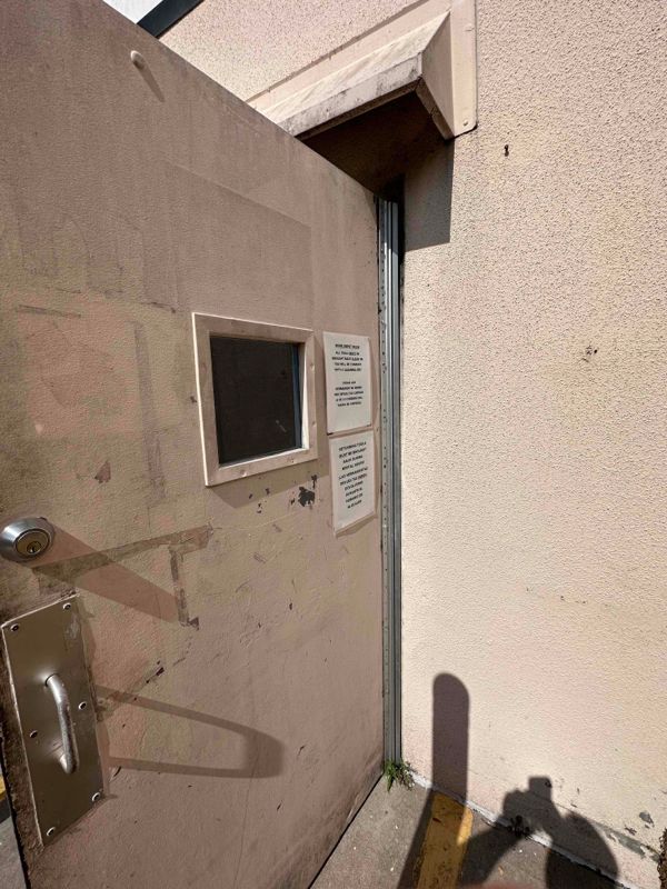 Commercial Door Repair in Jacksonville Florida