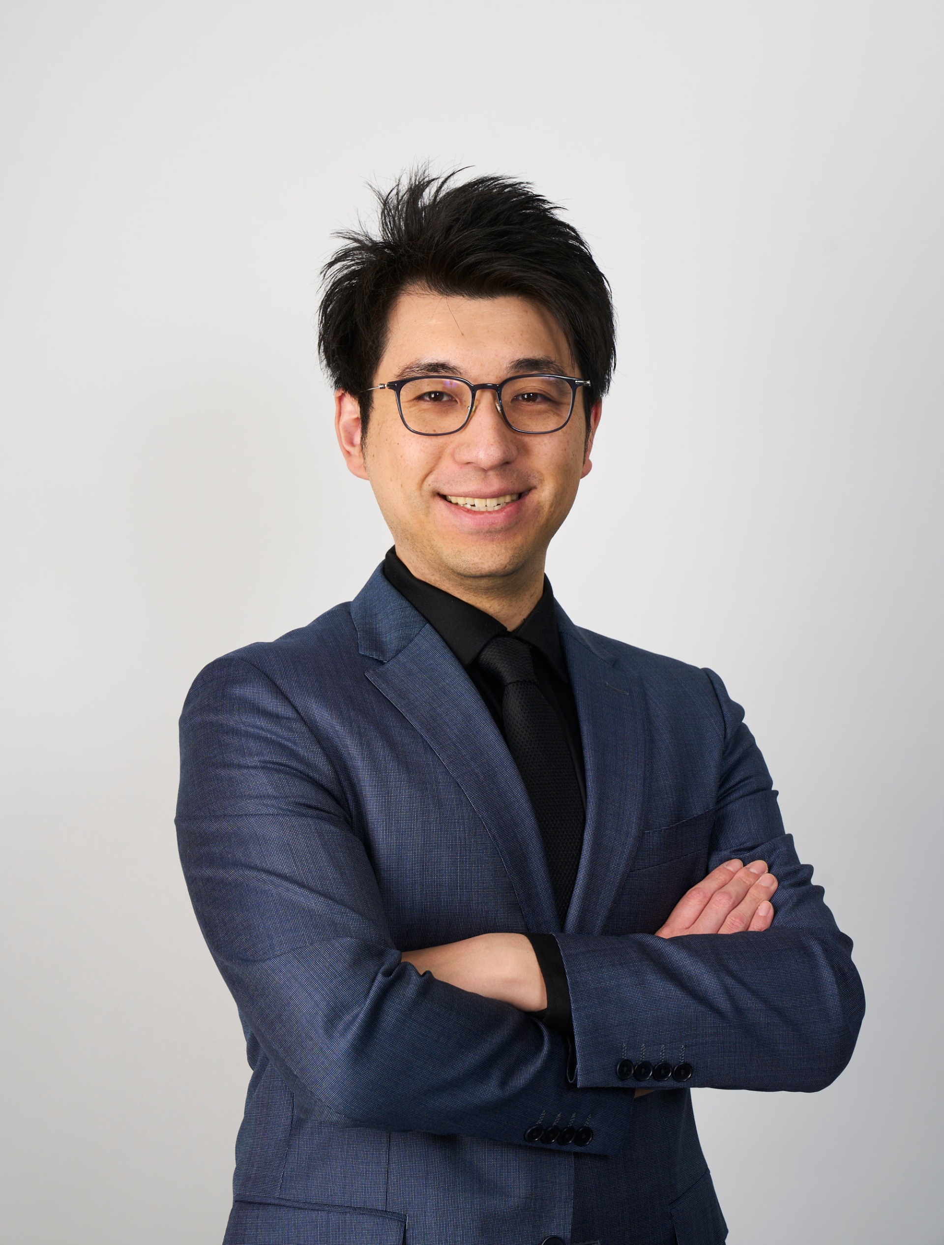 headshot of Bolin Zhang