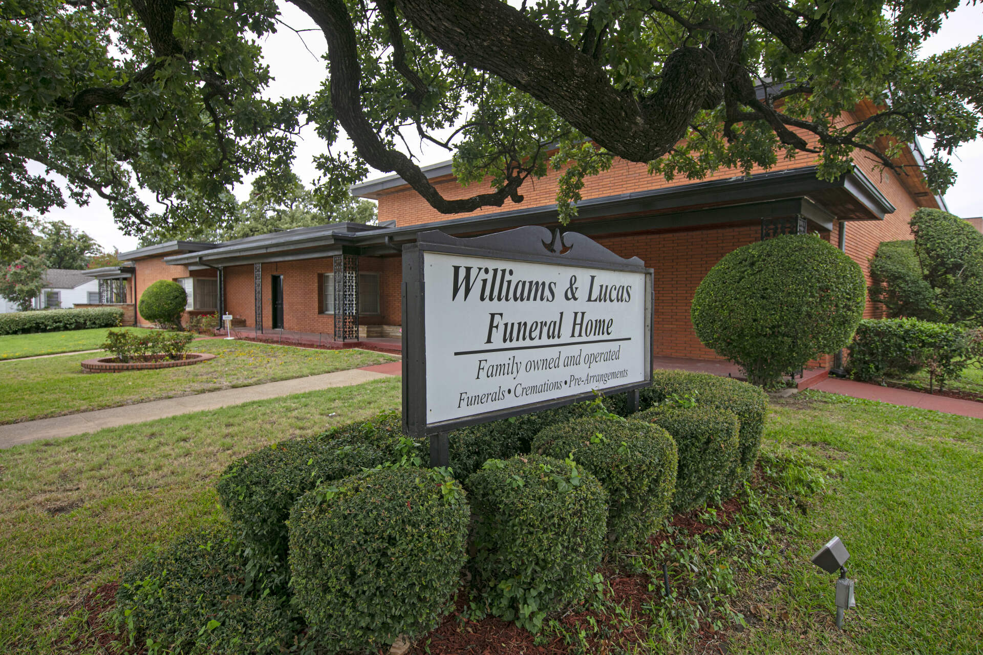 Our Location - Williams & Lucas Funeral Home Fort Worth, TX