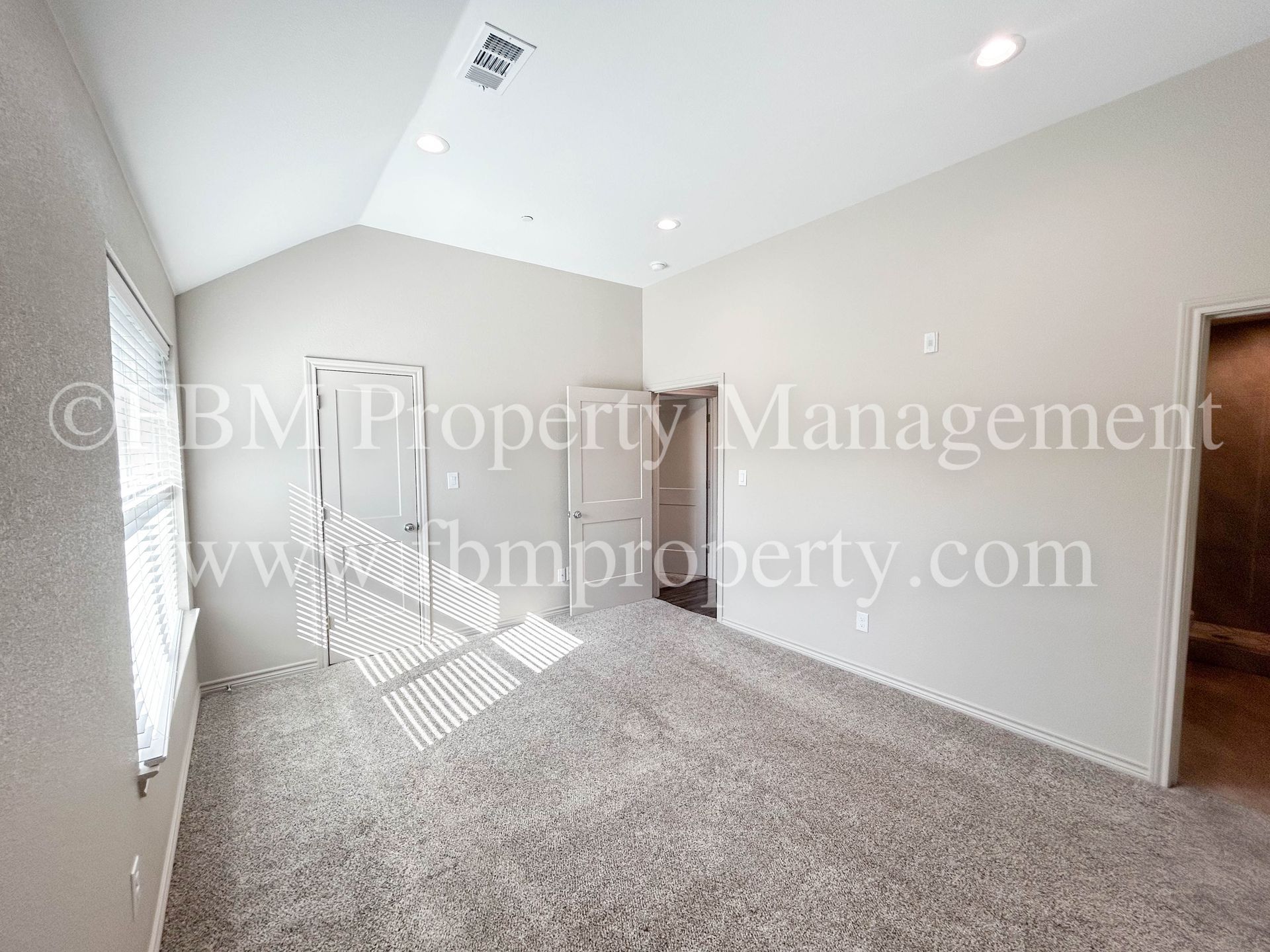 Hidden Creek Townhomes Primary Bedroom