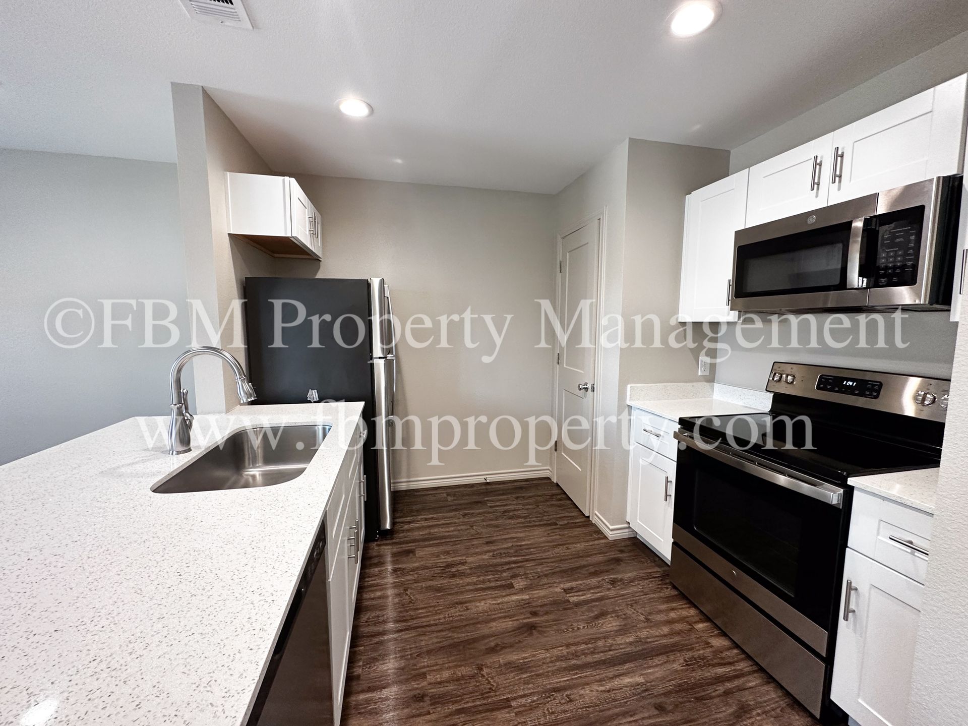 Hidden Creek Townhomes Kitchen