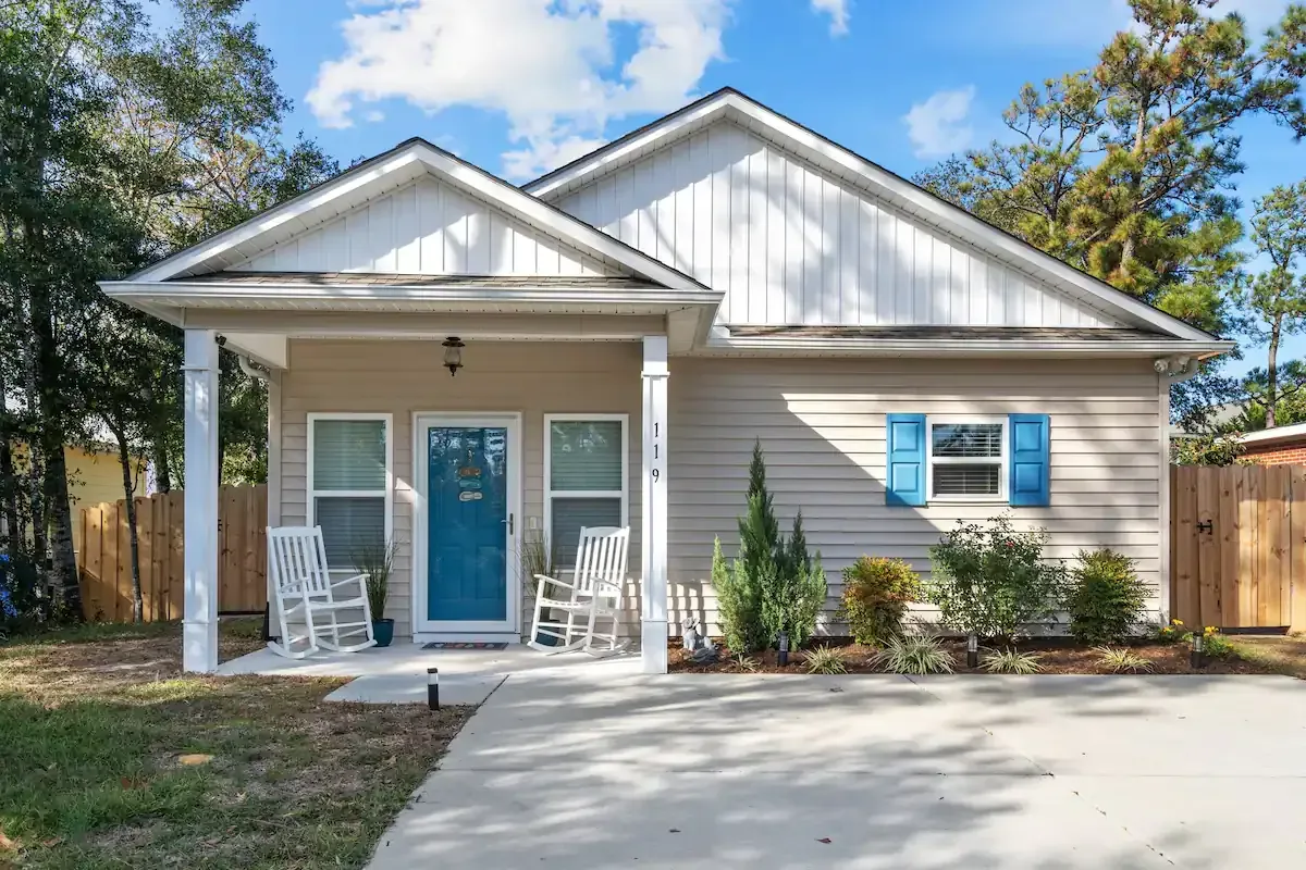 Residence front