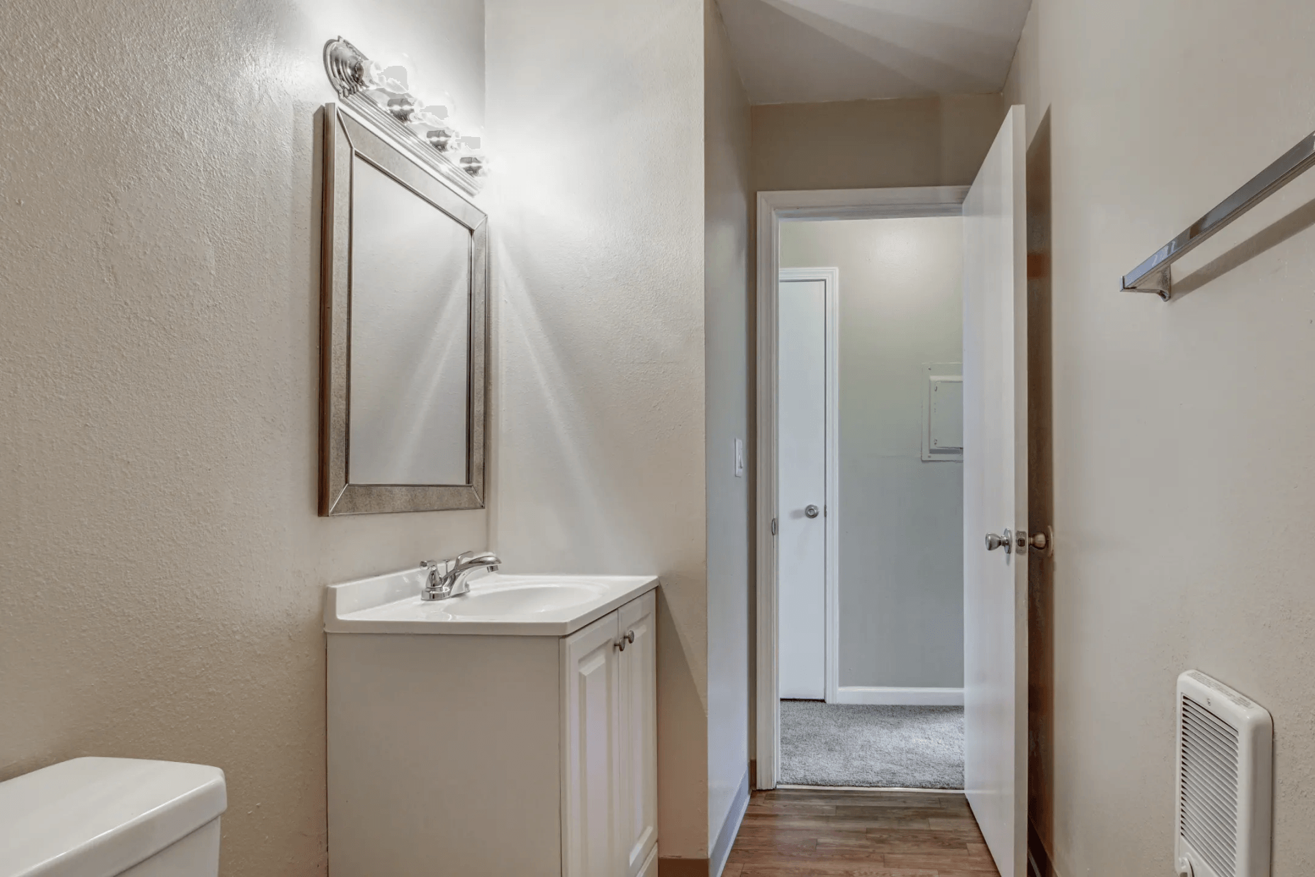 Home Covington Square Apartments