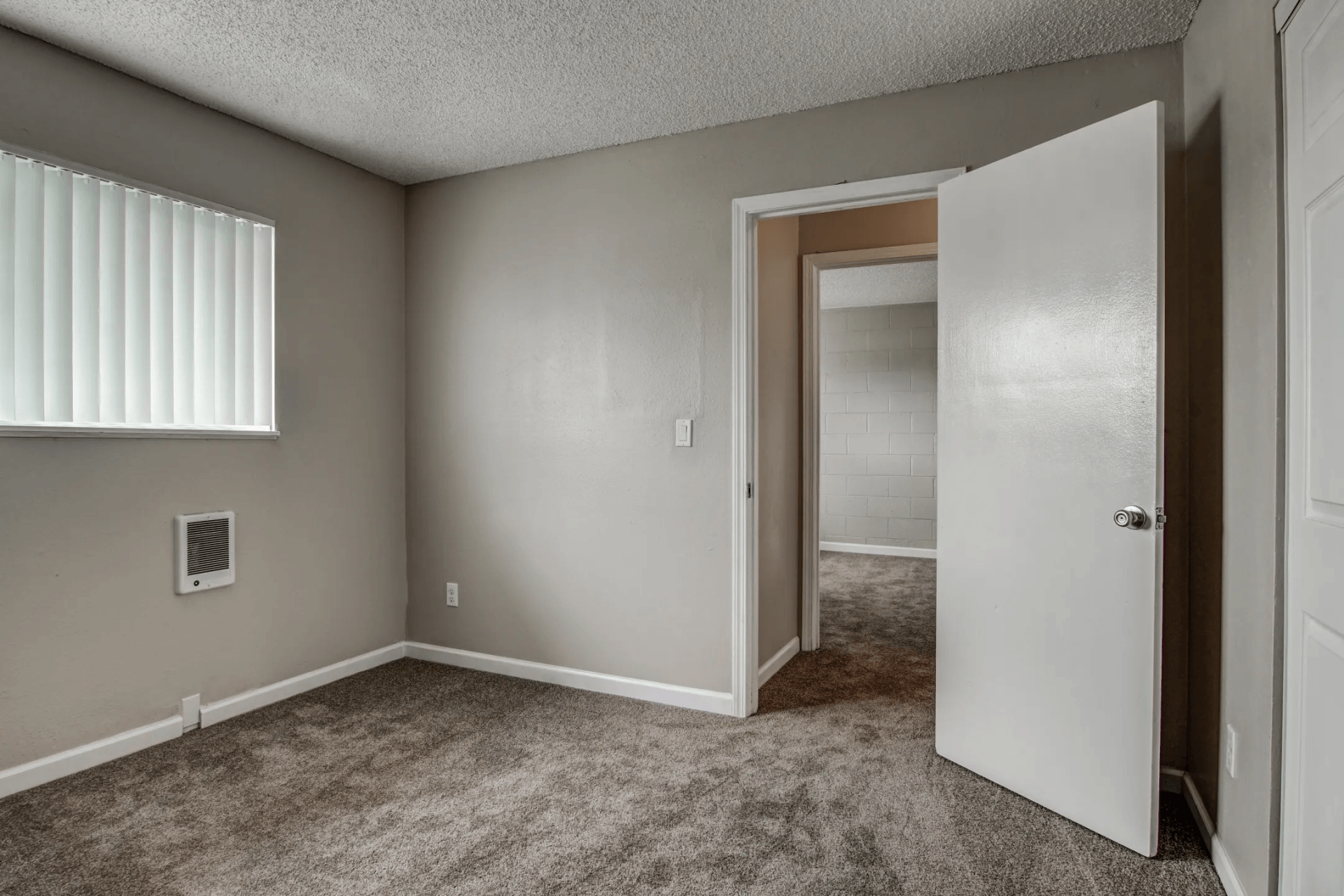 Photos Covington Square Apartments