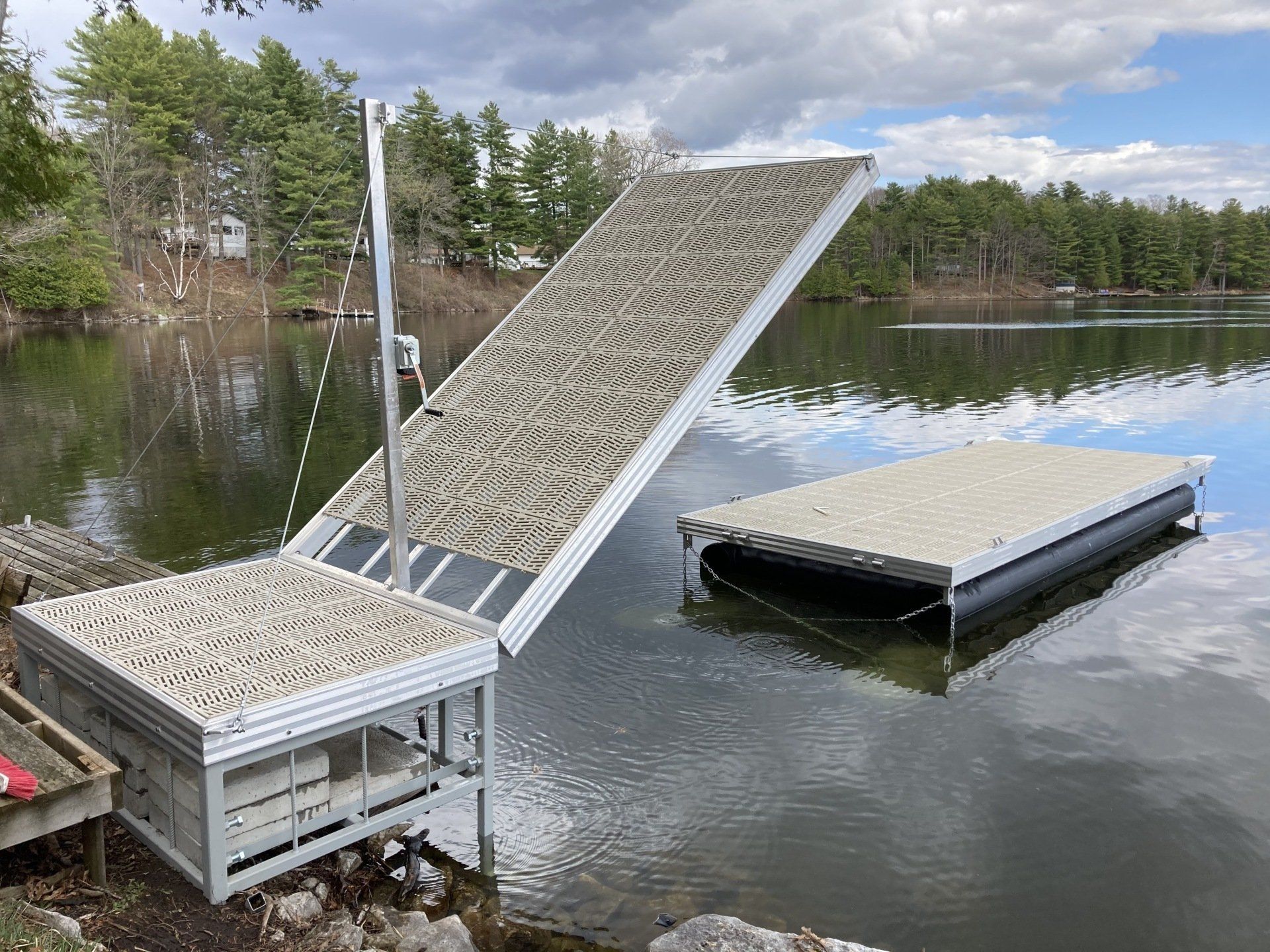 A dock is sitting in the middle of a lake.