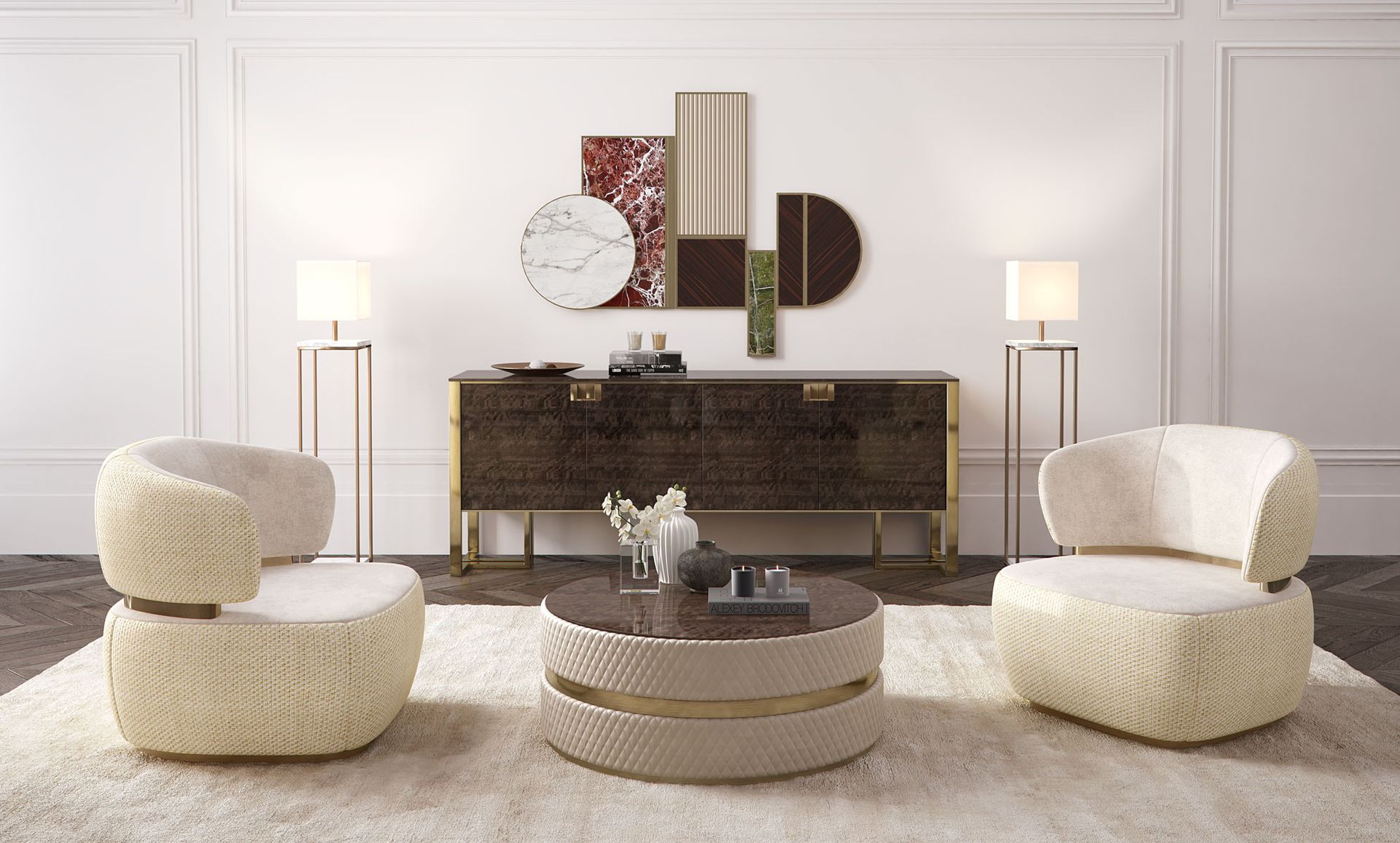 Een woonkamer met twee stoelen en een salontafel.