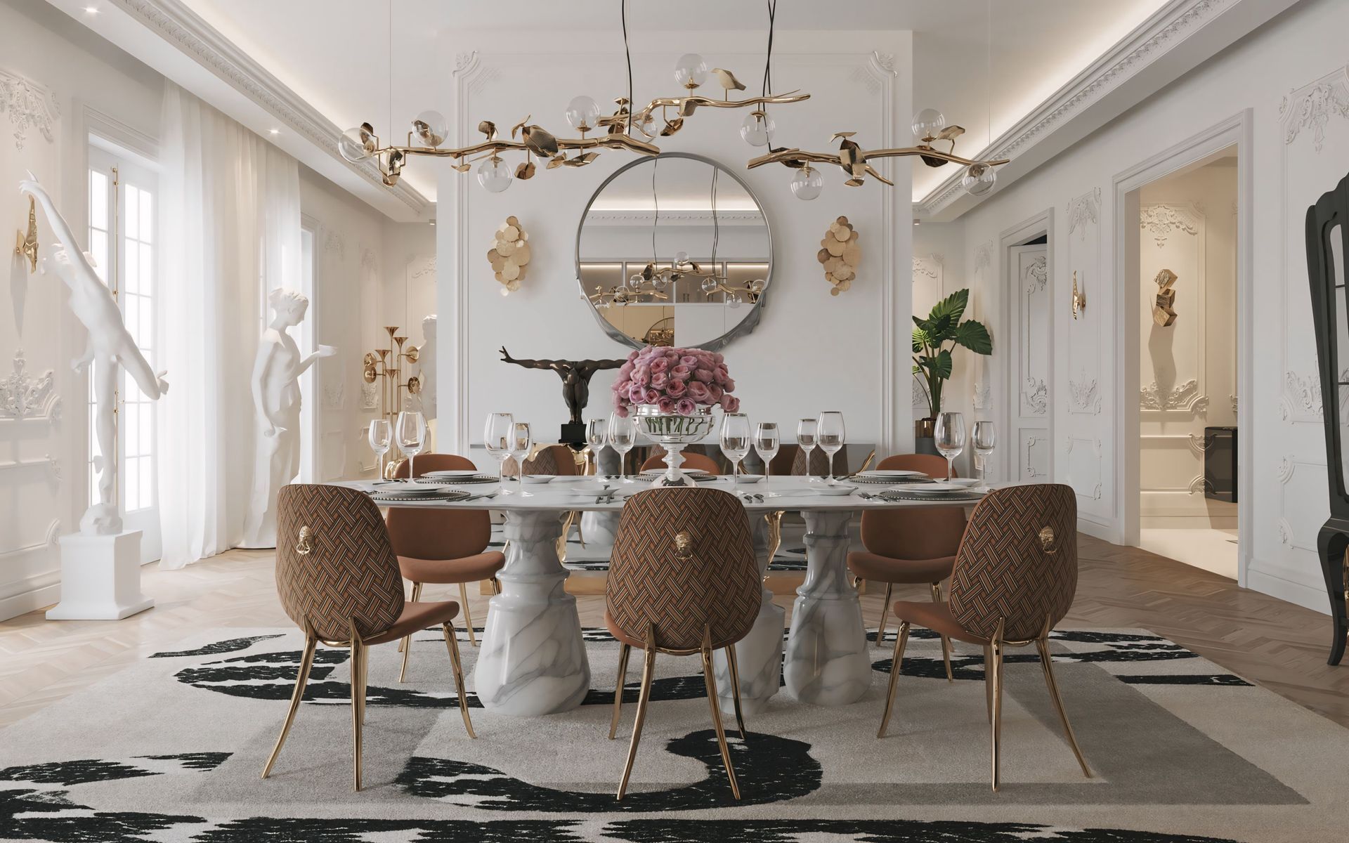 Een eetkamer met een tafel, stoelen en een spiegel aan het plafond.