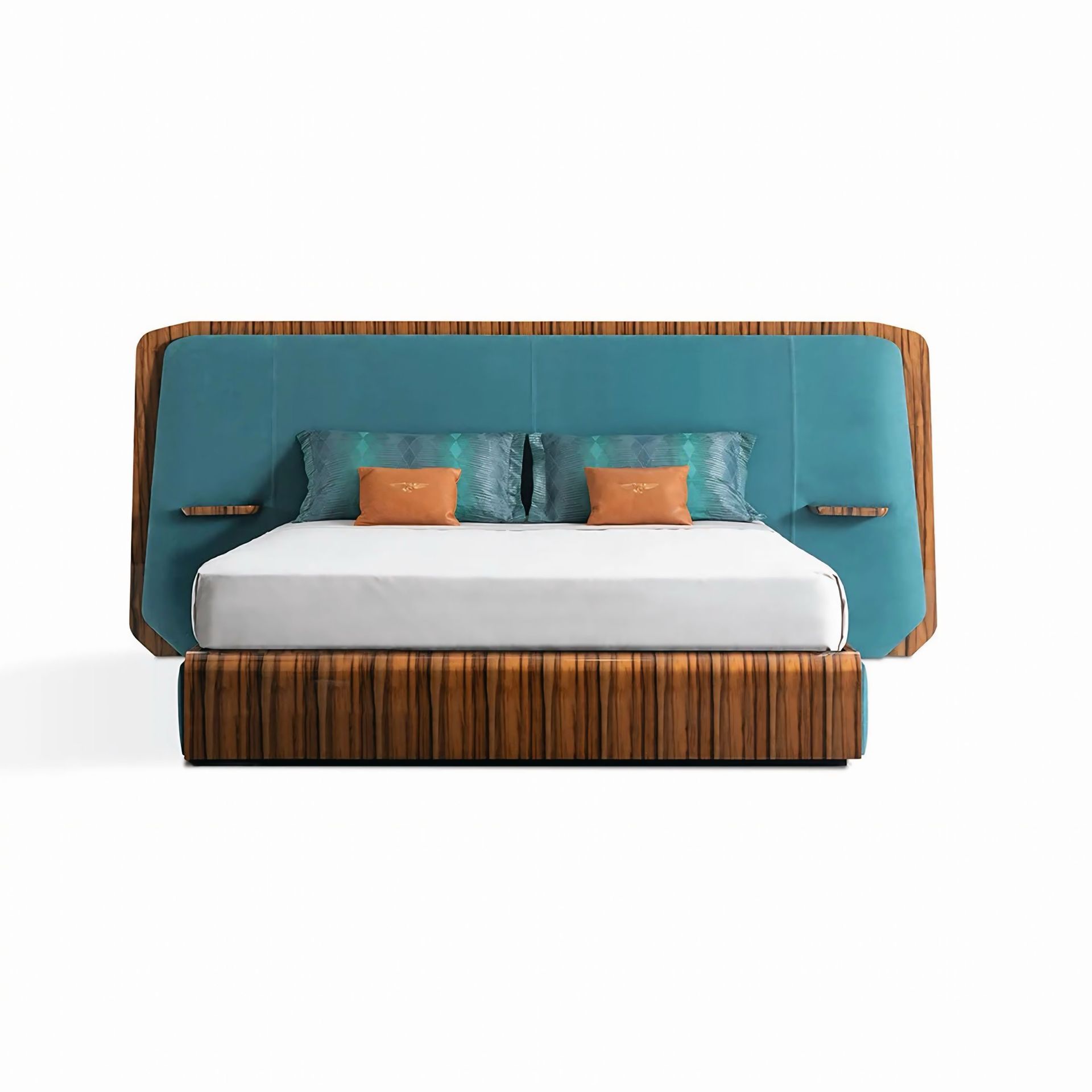 Een bed met een blauw hoofdeinde en kussens op een witte achtergrond.