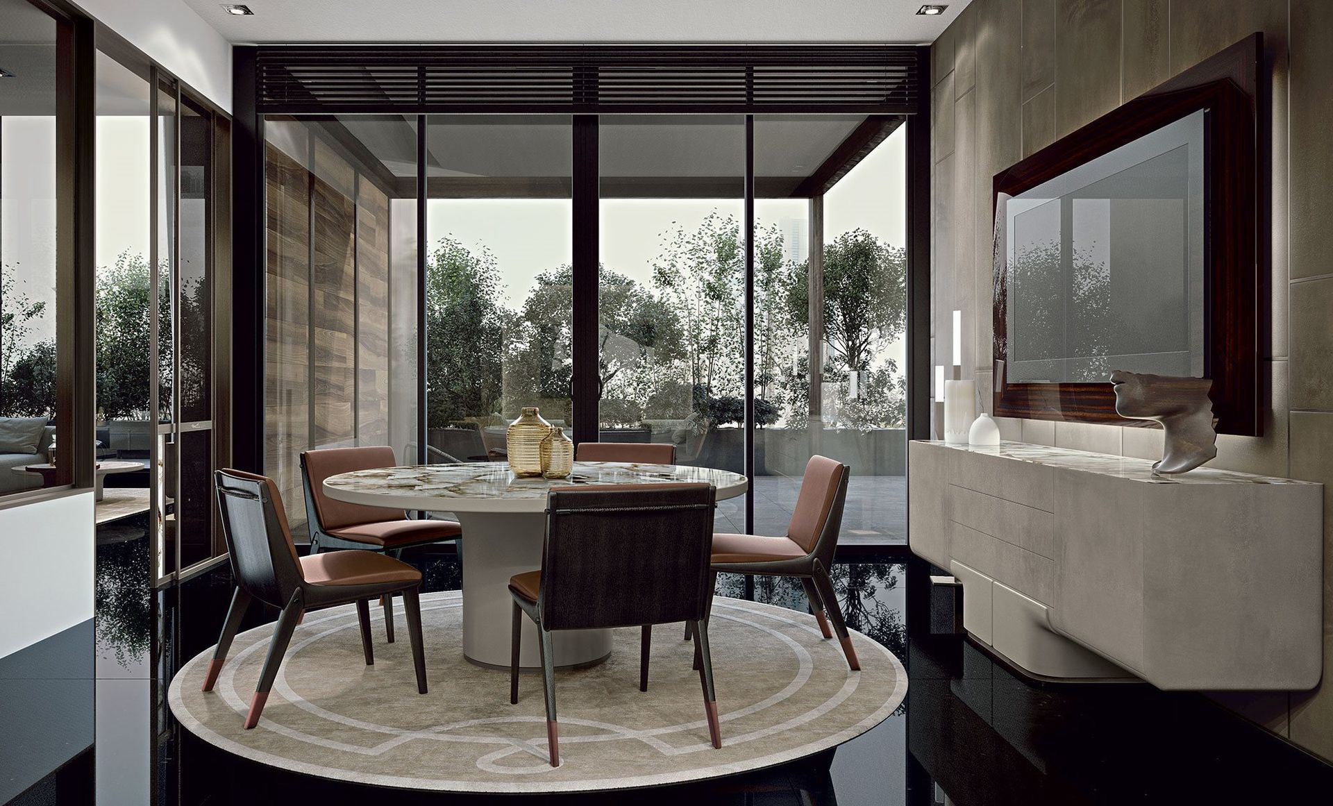 Een eetkamer met een ronde tafel en stoelen